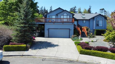 710 SW Echo Loop Oak Harbor WA 98277