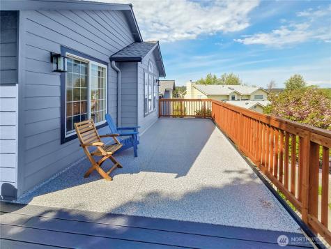 710 SW Echo Loop Oak Harbor WA 98277