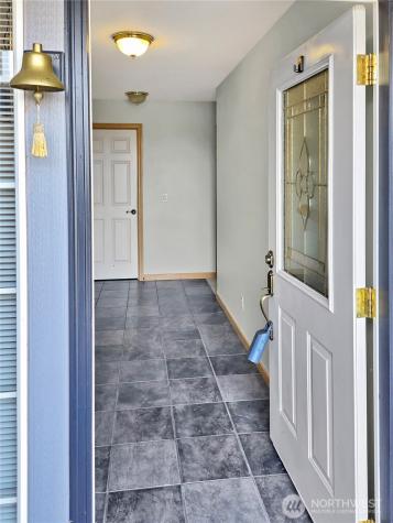 710 SW Echo Loop Oak Harbor WA 98277