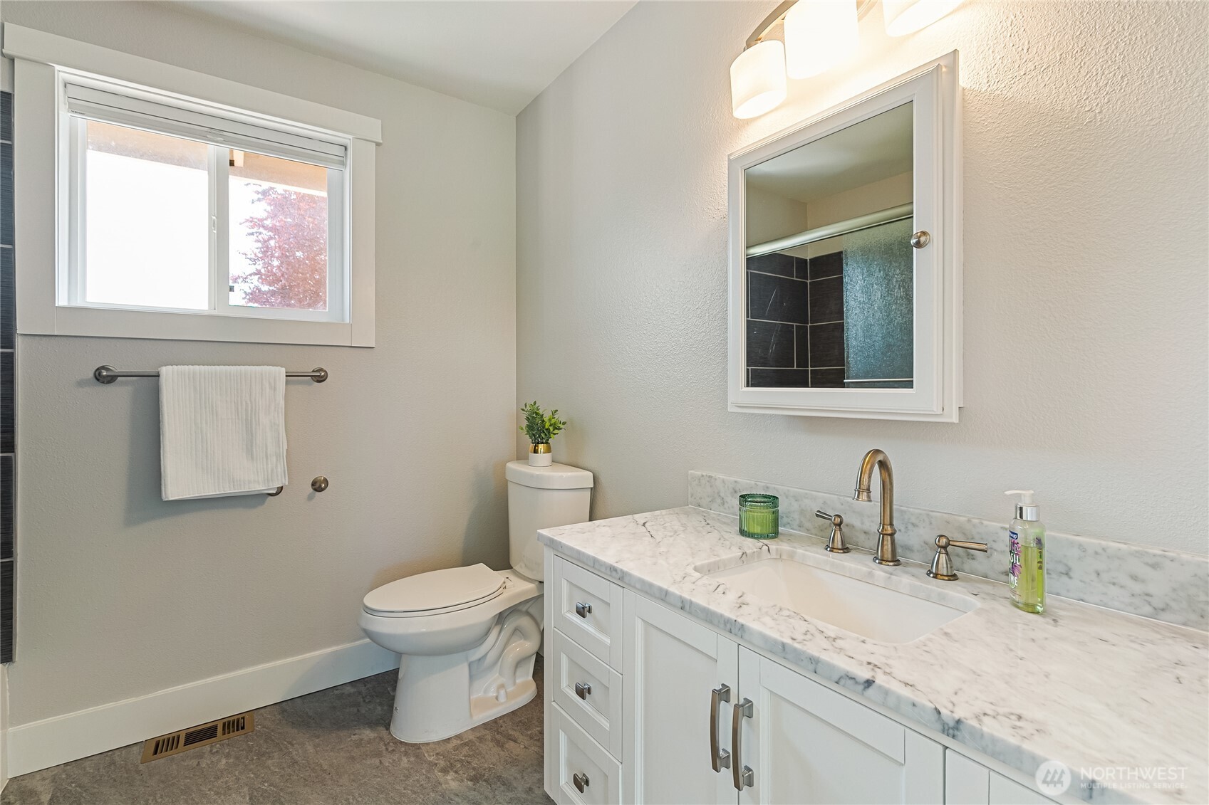 1864 19th Court Lynden WA 98264