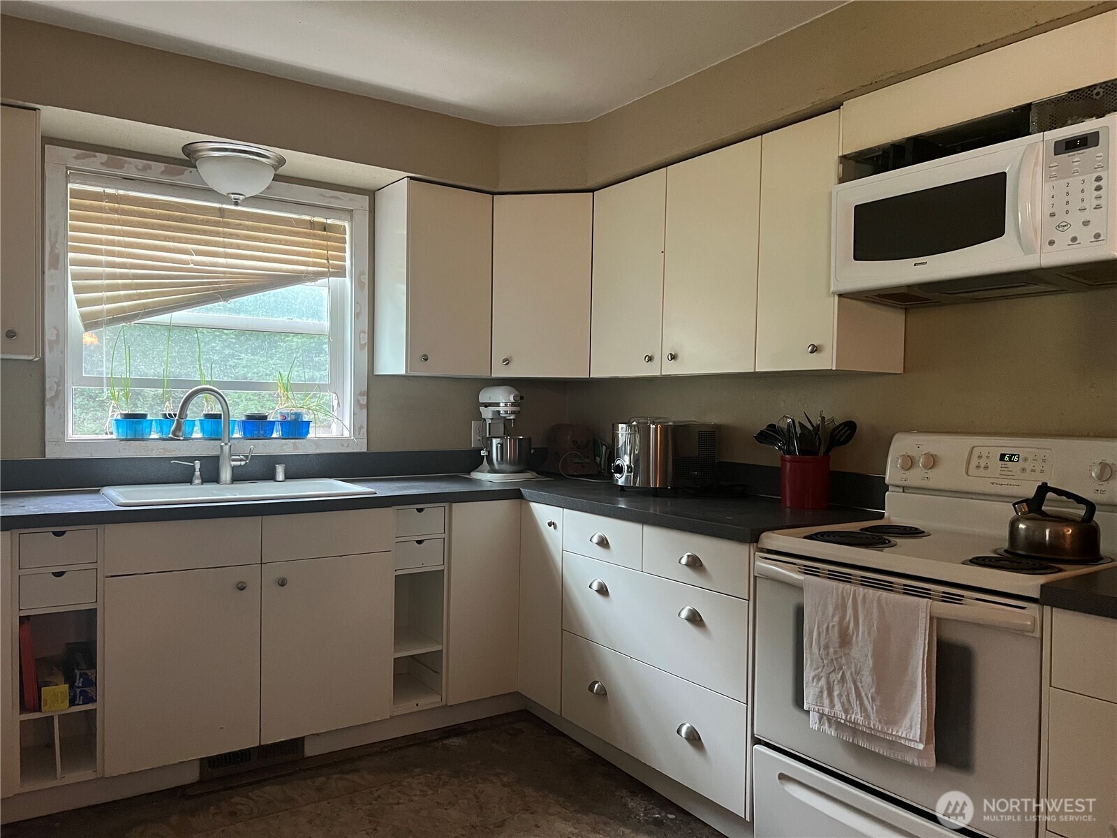 202 Kauer Road Randle WA 98377
