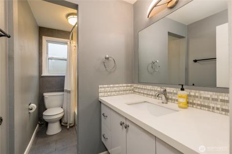 3215 Scenic Drive Auburn WA 98092