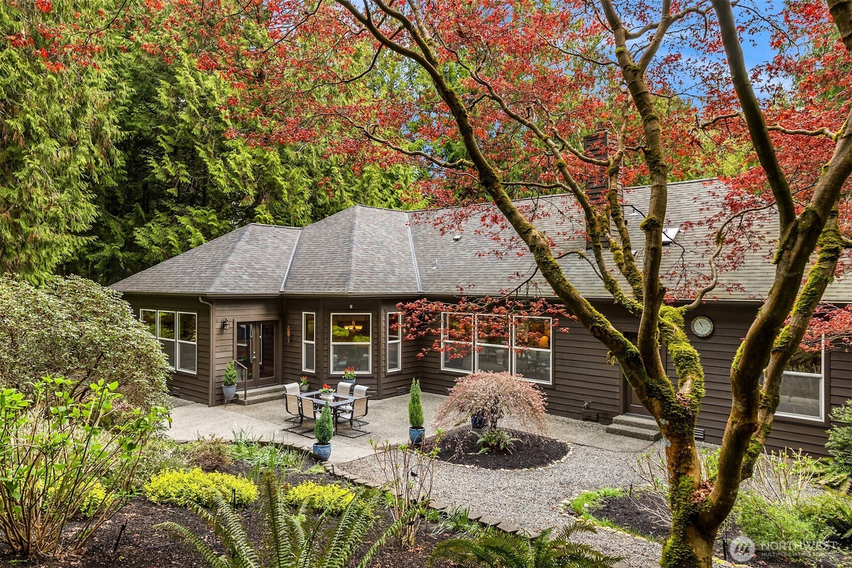 8387 NE Sumanee Place Bainbridge Island WA 98110