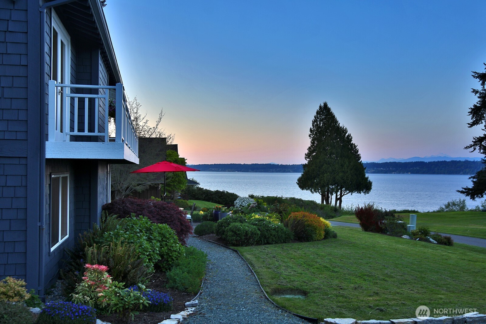 4654 Strawbridge Lane Langley WA 98260