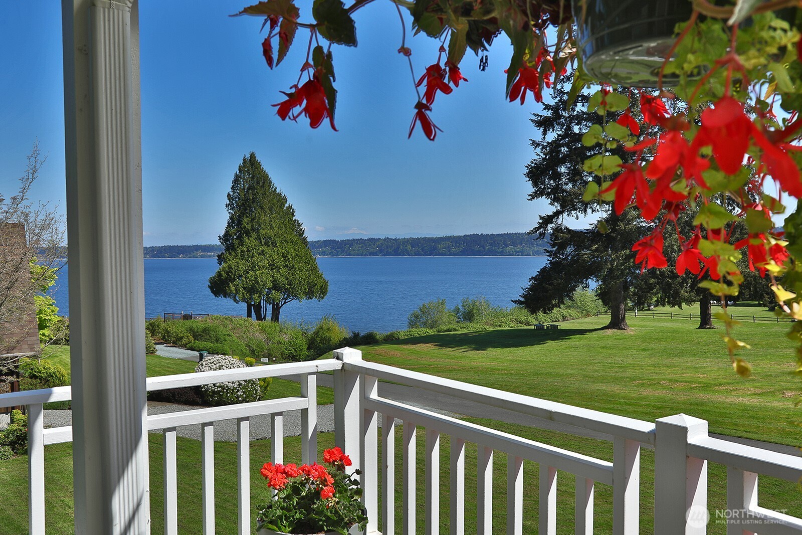 4654 Strawbridge Lane Langley WA 98260