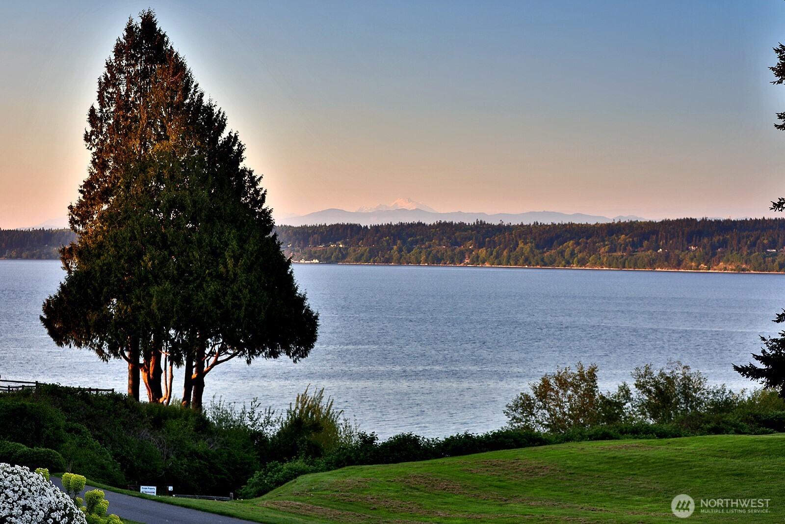 4654 Strawbridge Lane Langley WA 98260