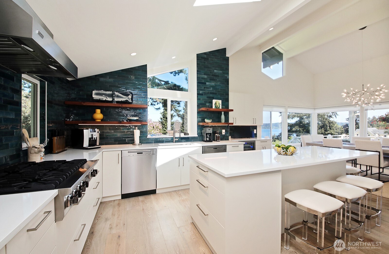 4654 Strawbridge Lane Langley WA 98260