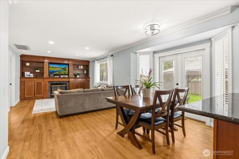13721 SE 255th Place Kent WA 98042