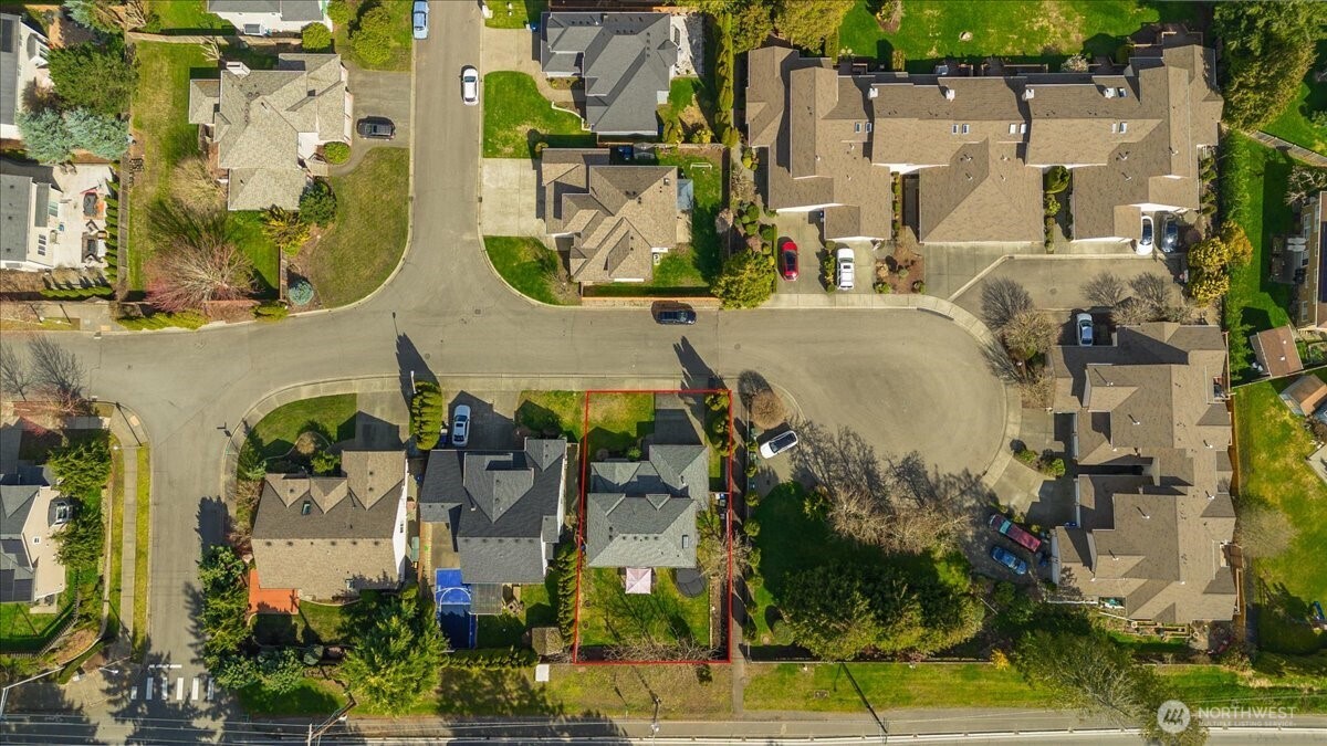 13721 SE 255th Place Kent WA 98042