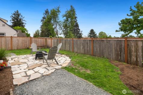 6257 28th Avenue NE Seattle WA 98115