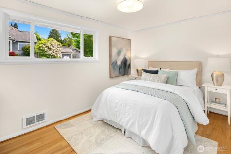 6257 28th Avenue NE Seattle WA 98115