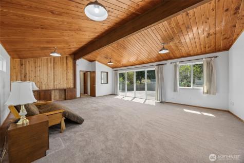 12502 Bingham Avenue E Tacoma WA 98446