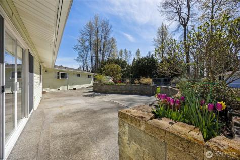 12502 Bingham Avenue E Tacoma WA 98446
