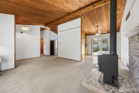 12502 Bingham Avenue E Tacoma WA 98446