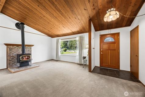 12502 Bingham Avenue E Tacoma WA 98446