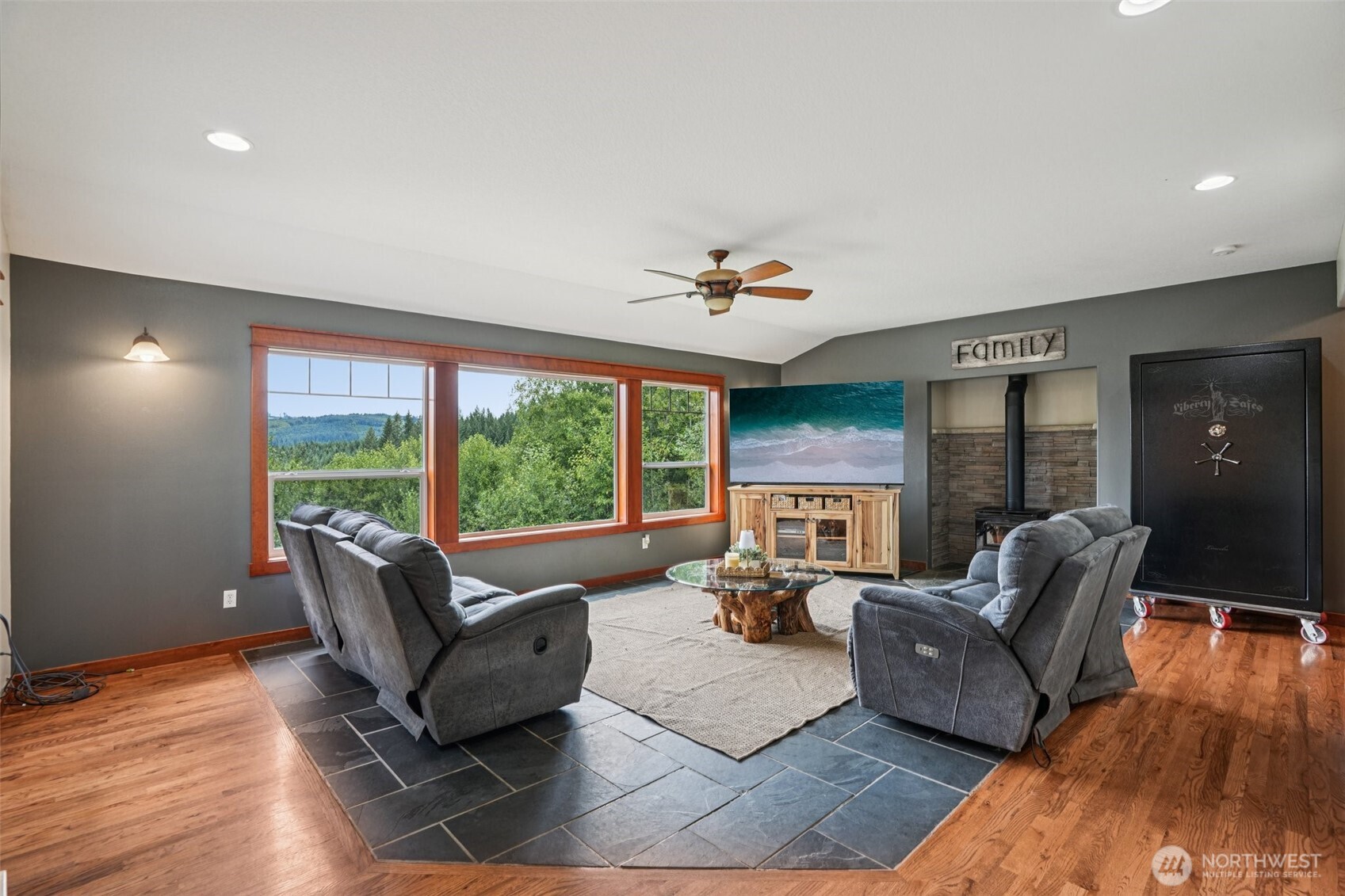 14900 NE Critter Hill Drive Amboy WA 98601