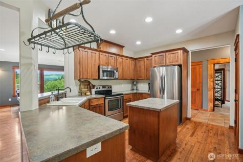 14900 NE Critter Hill Drive Amboy WA 98601