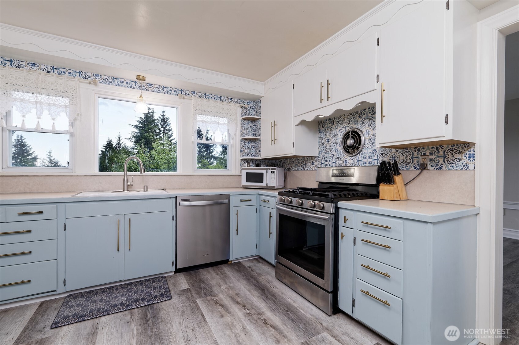 529 N 12th Street Shelton WA 98584