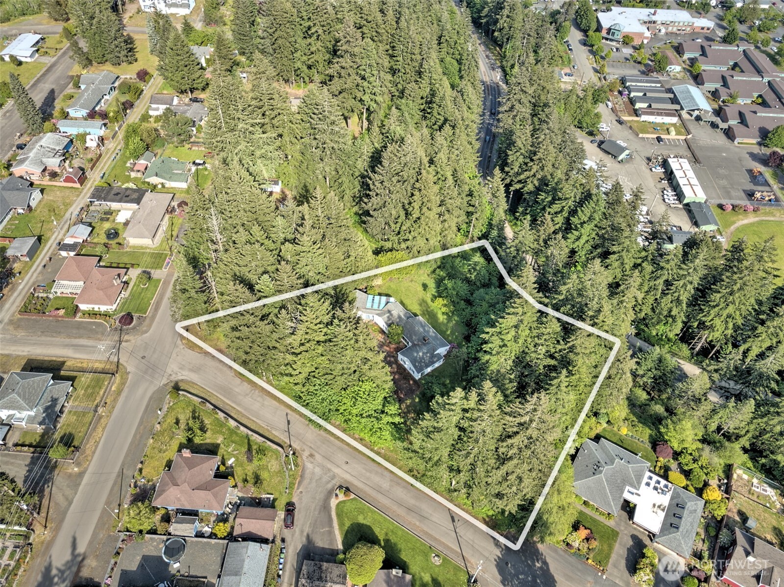529 N 12th Street Shelton WA 98584