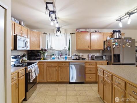 1144 Milbanke Drive SE Olympia WA 98513