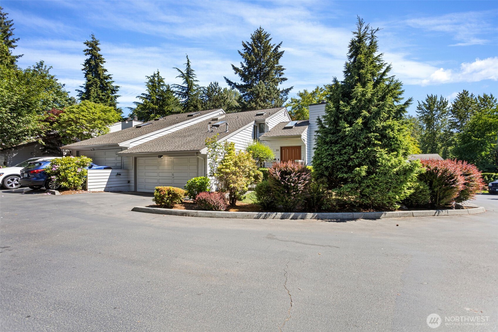 10 143rd Avenue SE Bellevue WA 98007