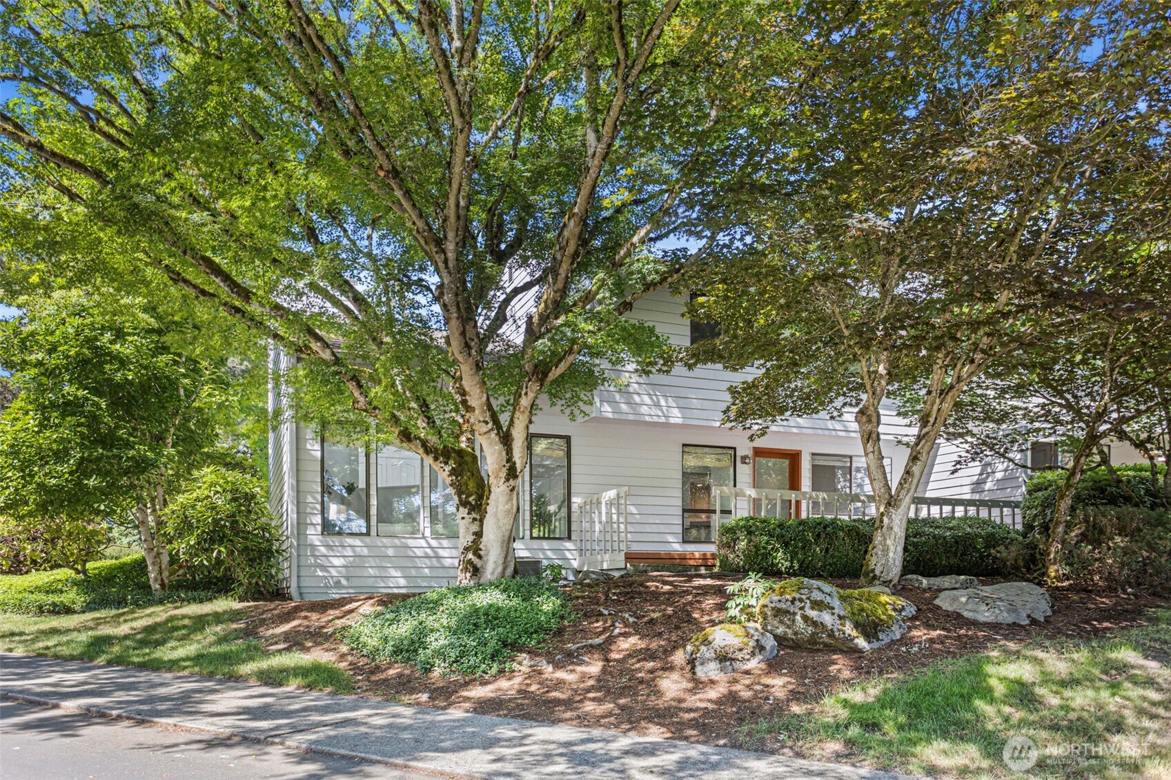 10 143rd Avenue SE Bellevue WA 98007