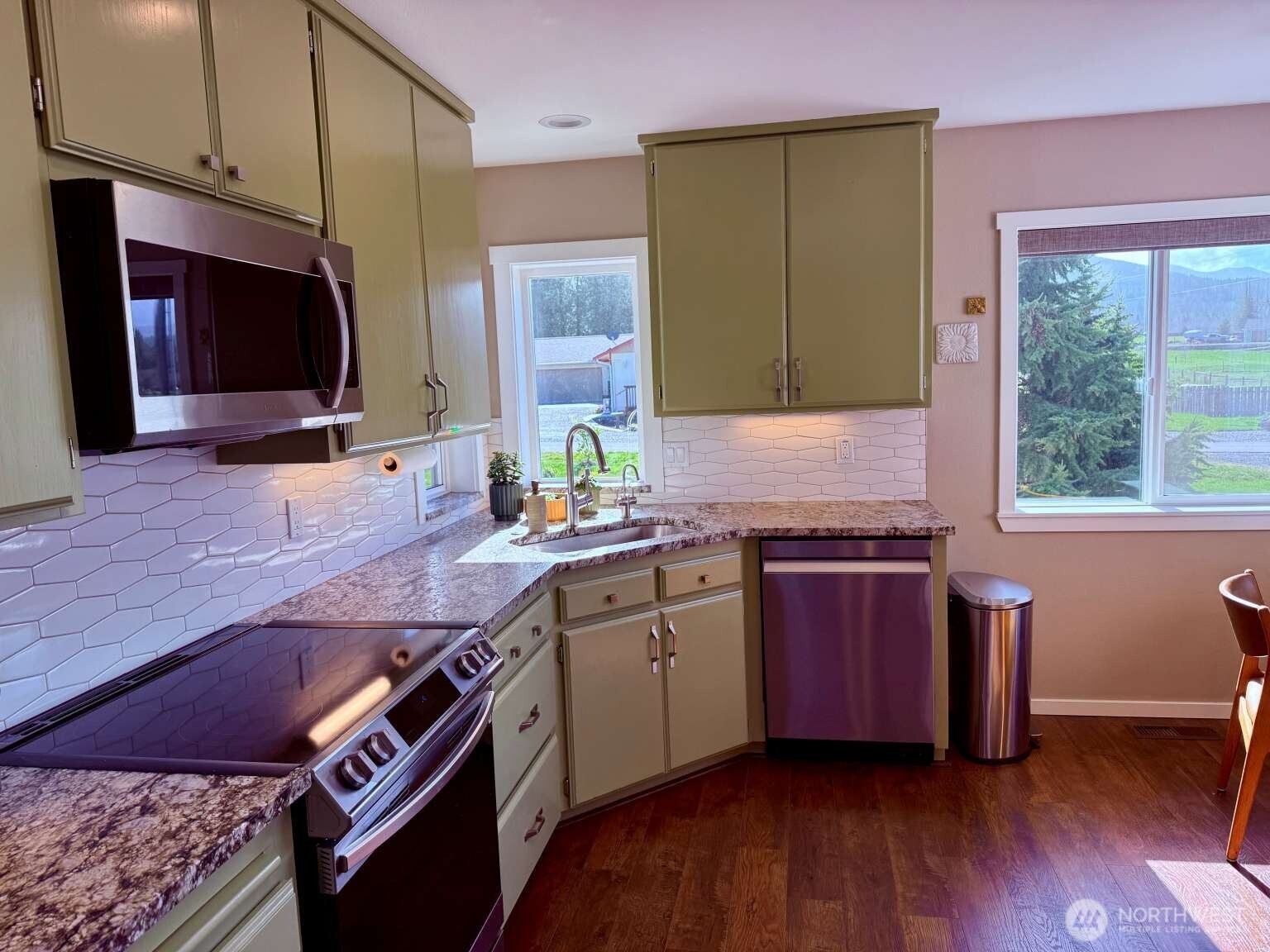 2270 S 7th Avenue Sequim WA 98382