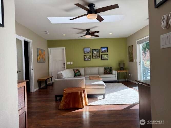 2270 S 7th Avenue Sequim WA 98382