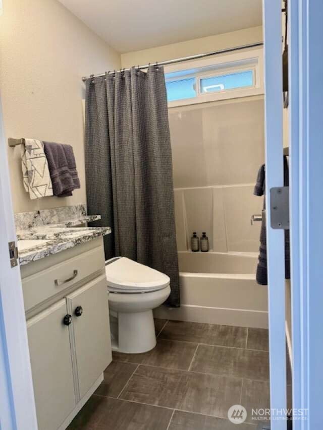 2270 S 7th Avenue Sequim WA 98382