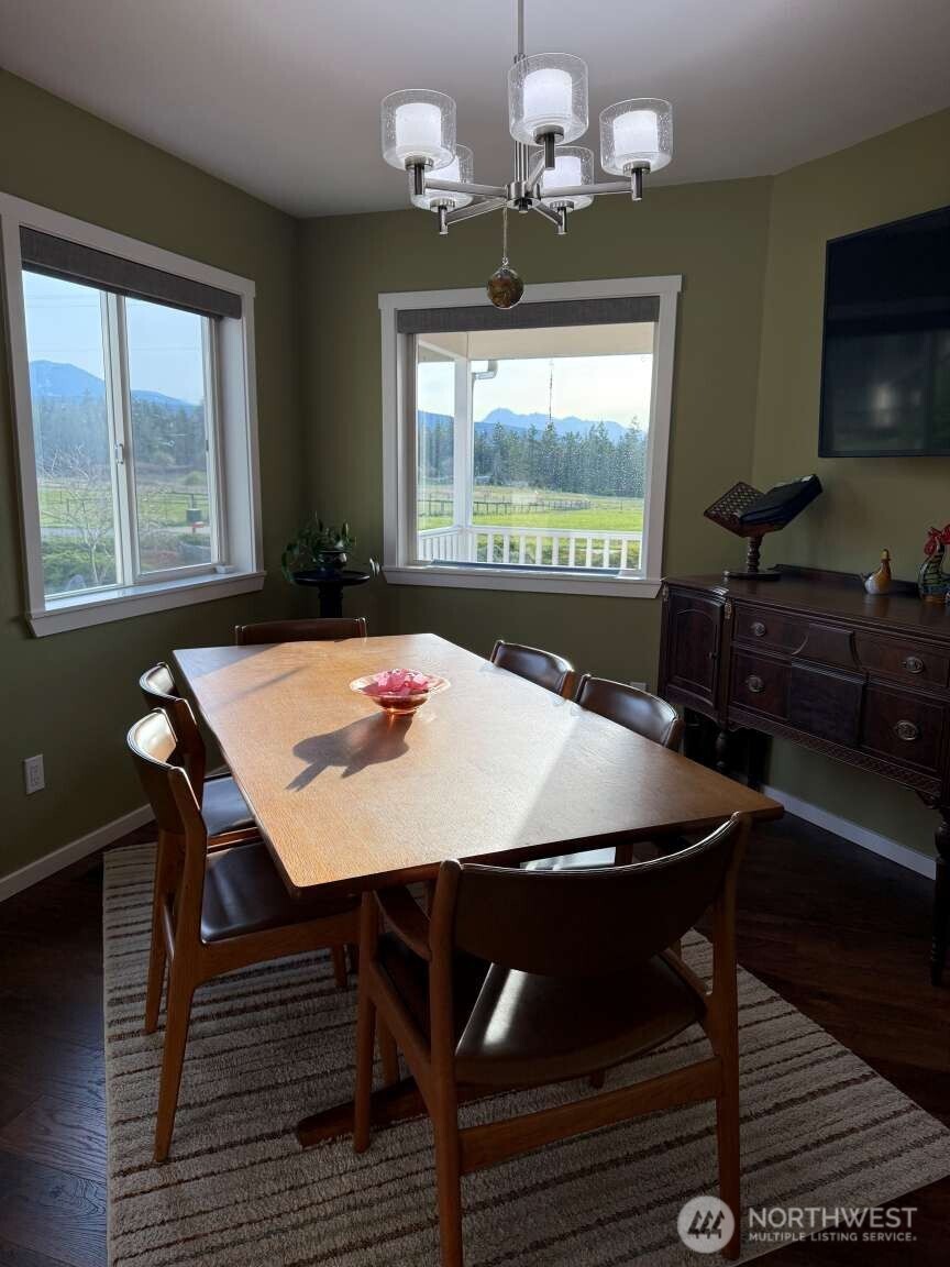 2270 S 7th Avenue Sequim WA 98382