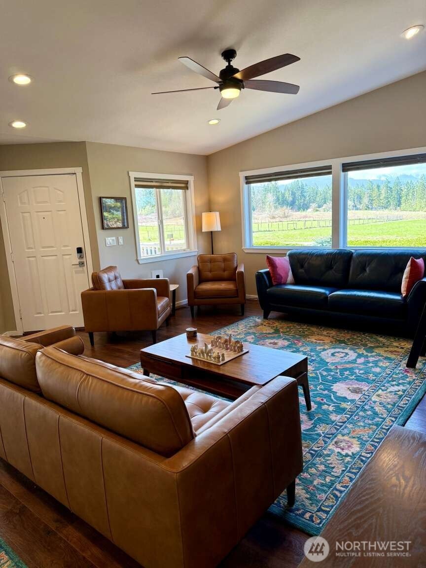 2270 S 7th Avenue Sequim WA 98382