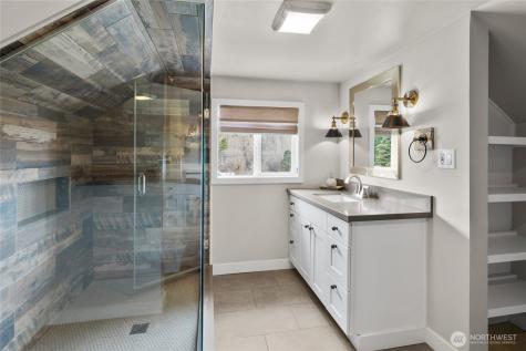 300 S 1st Street Roslyn WA 98941