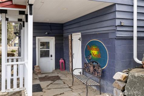 300 S 1st Street Roslyn WA 98941