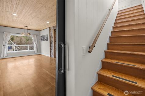 300 S 1st Street Roslyn WA 98941