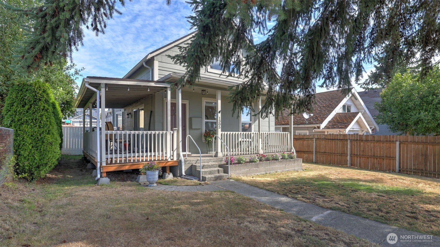 1305 E Fairbanks Street Tacoma WA 98404