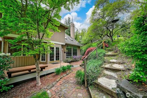 19225 SE 25th Street Sammamish WA 98075