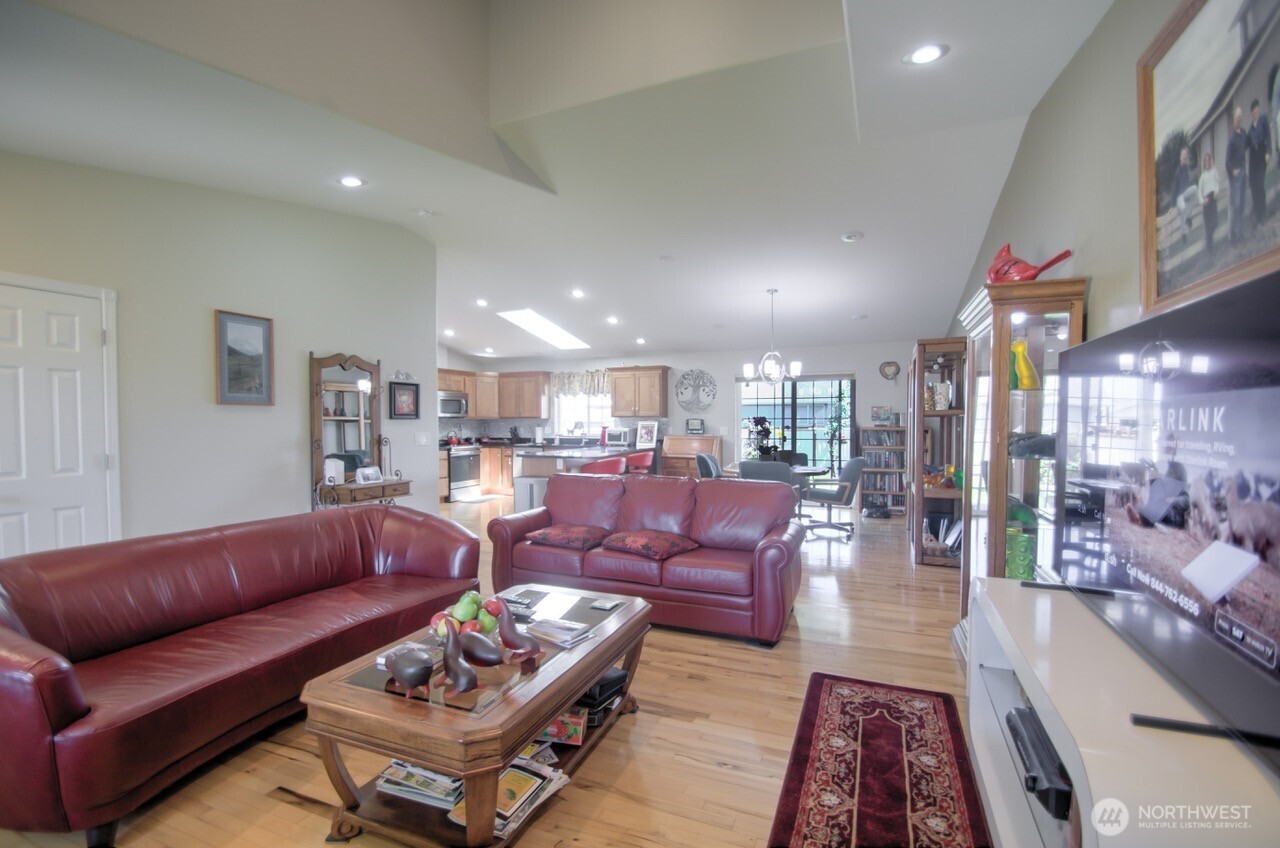 230 Meadow Loop Montesano WA 98563