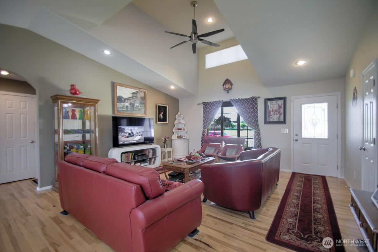 230 Meadow Loop Montesano WA 98563