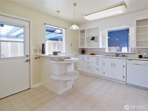 30 SE Bush Street Issaquah WA 98027