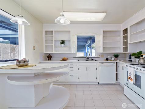 30 SE Bush Street Issaquah WA 98027