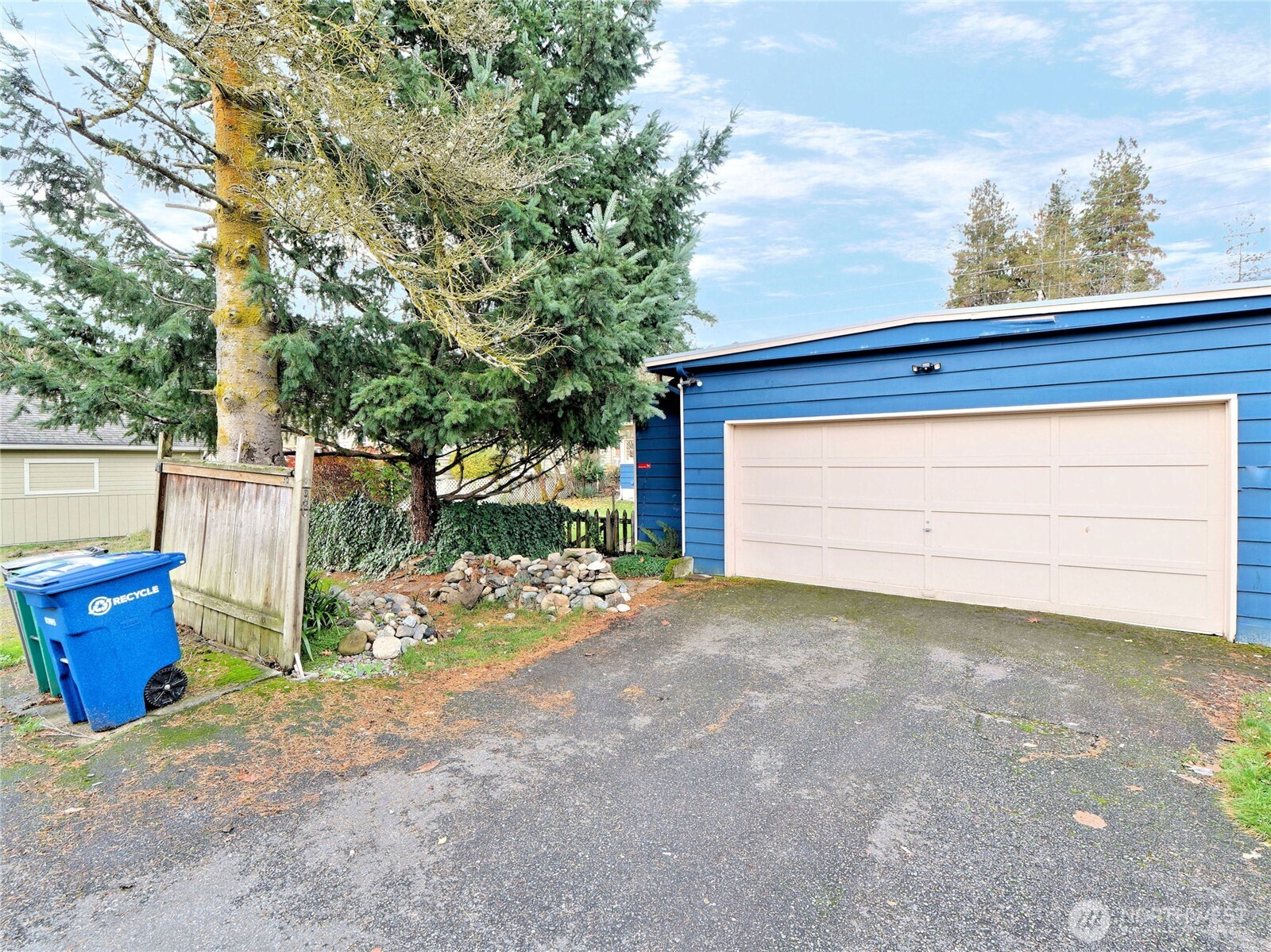 30 SE Bush Street Issaquah WA 98027