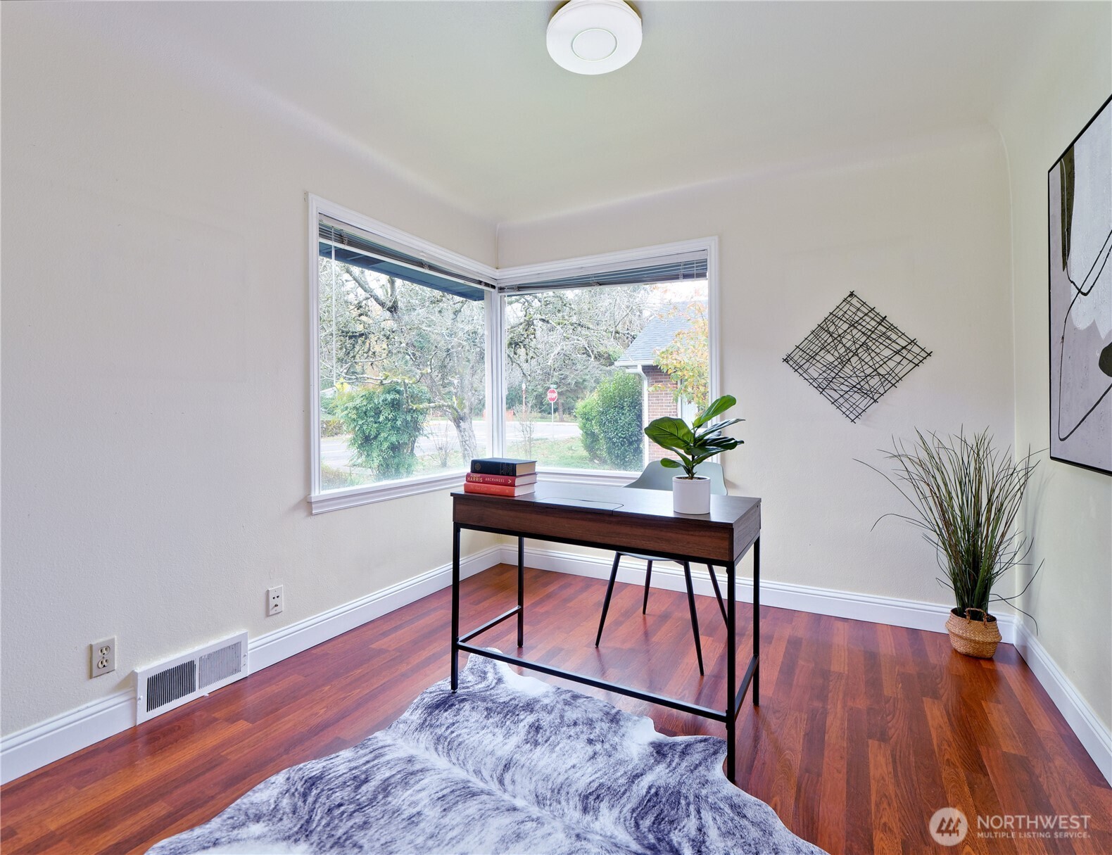 30 SE Bush Street Issaquah WA 98027