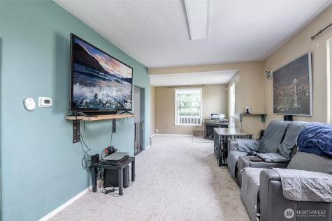 1219 21st Street SE Puyallup WA 98372