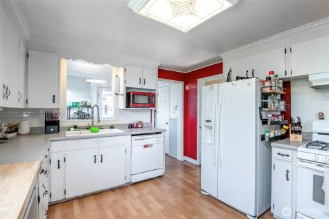 1219 21st Street SE Puyallup WA 98372