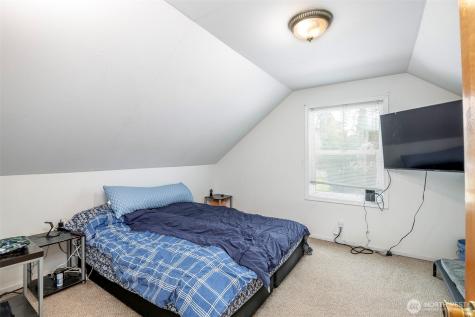 1219 21st Street SE Puyallup WA 98372