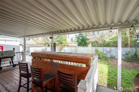 1219 21st Street SE Puyallup WA 98372