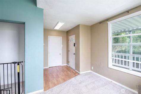 1219 21st Street SE Puyallup WA 98372