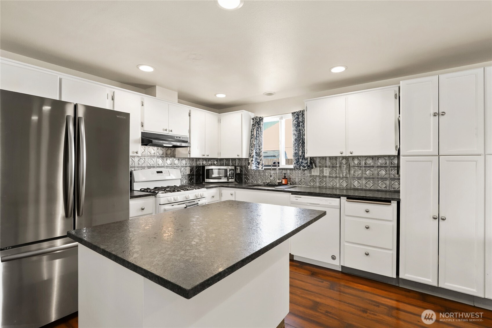 1316 Headley Avenue NW Orting WA 98360