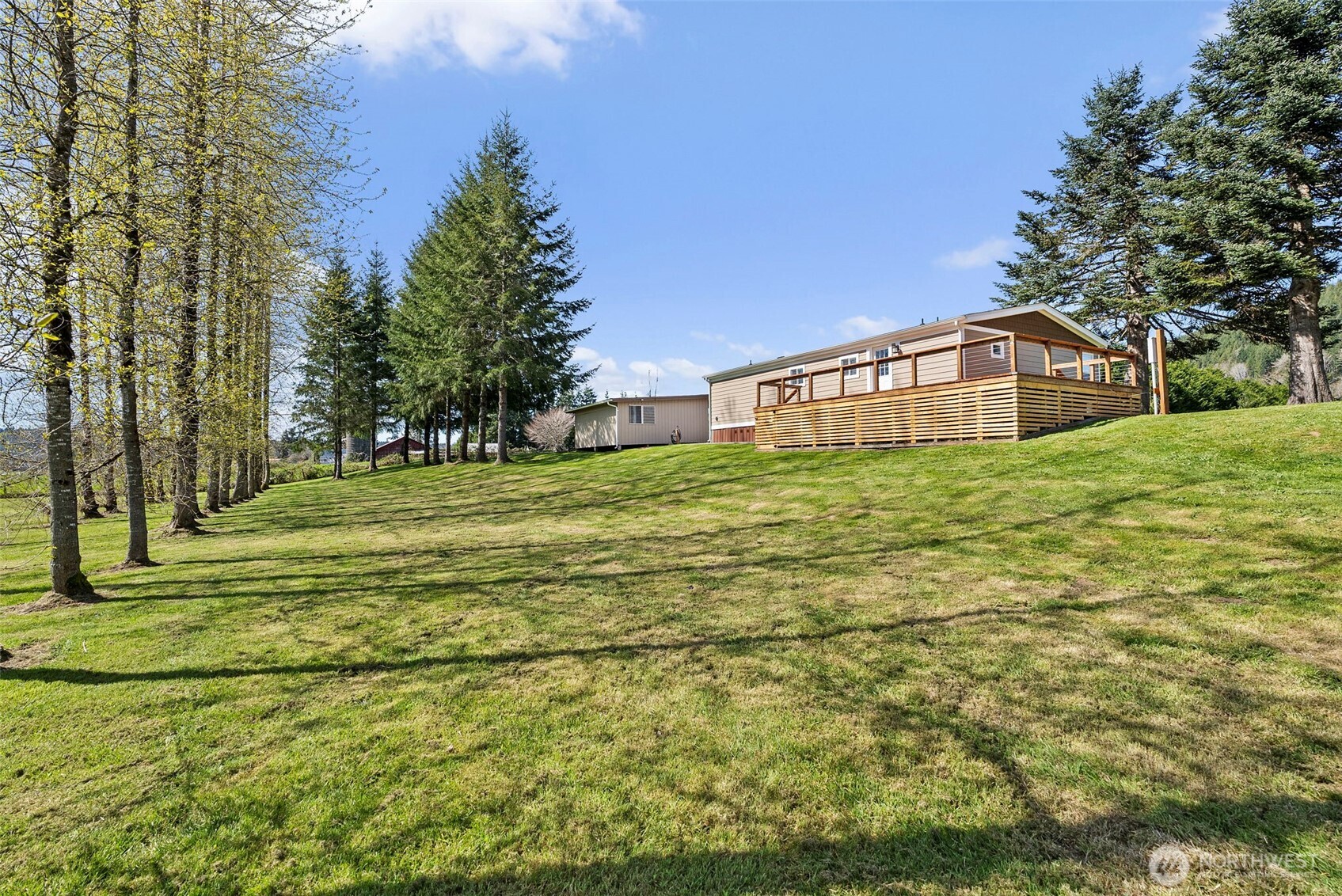 155 Camp One Road Raymond WA 98577