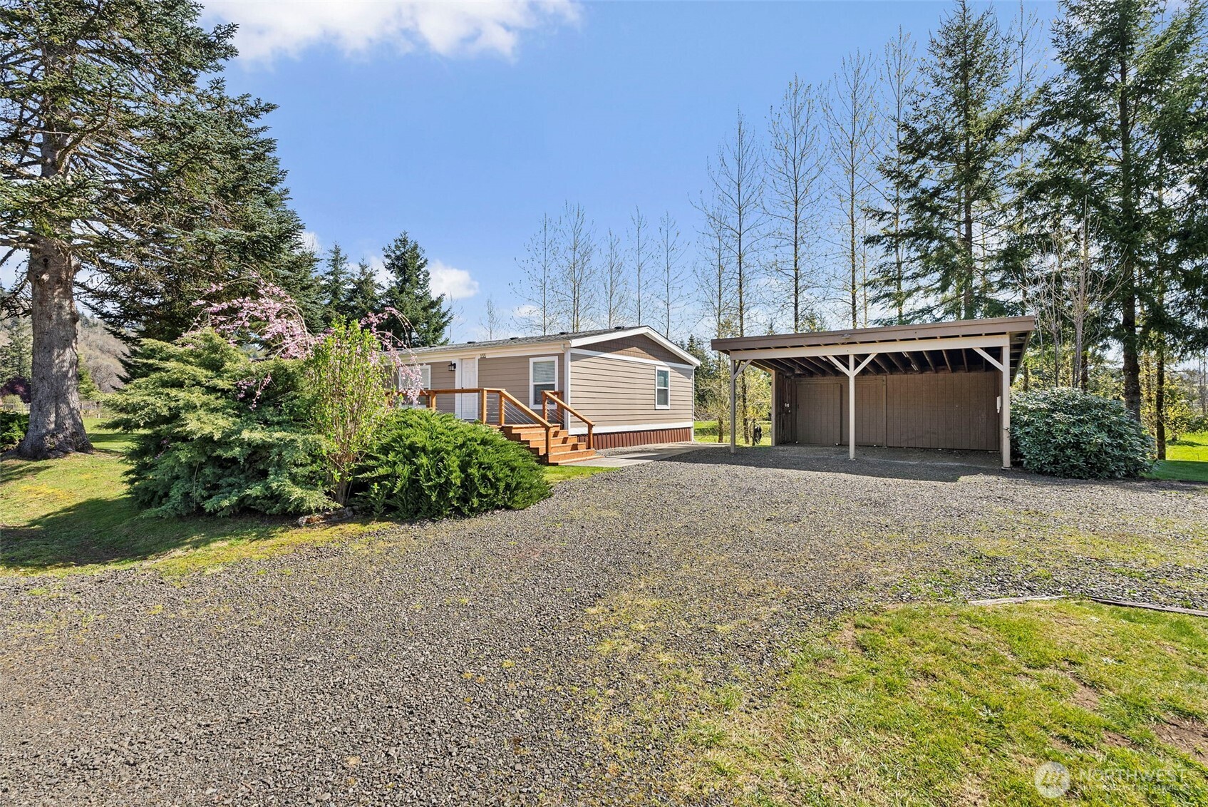 155 Camp One Road Raymond WA 98577